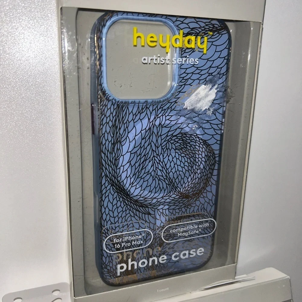 New Heyday IPhone MagSafe cell phone cases